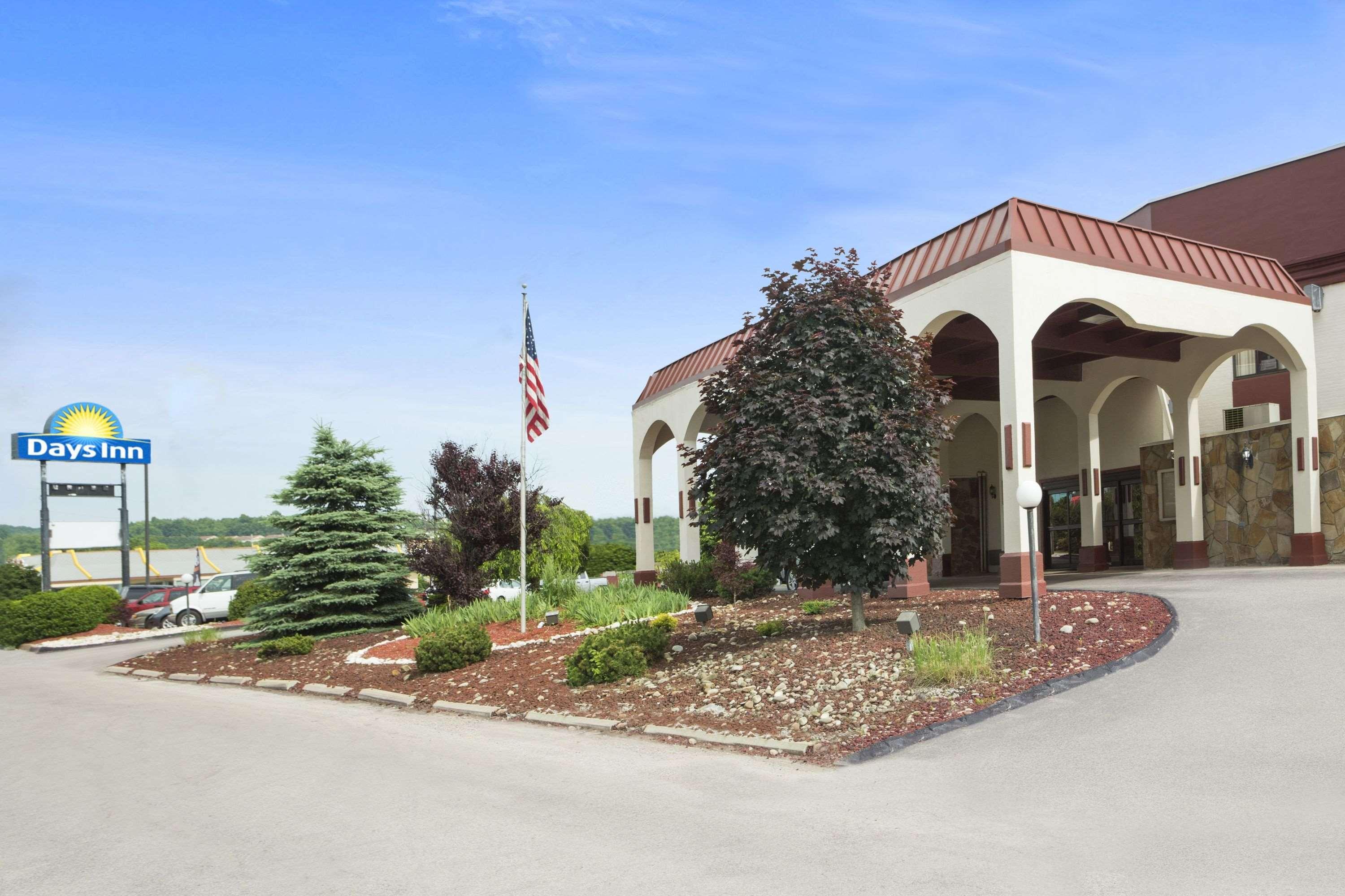 Hotel Ramadaby Wyndham Pittsburgh-New Stanton Extérieur photo
