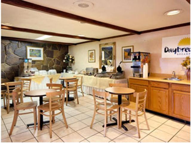 Hotel Ramadaby Wyndham Pittsburgh-New Stanton Extérieur photo